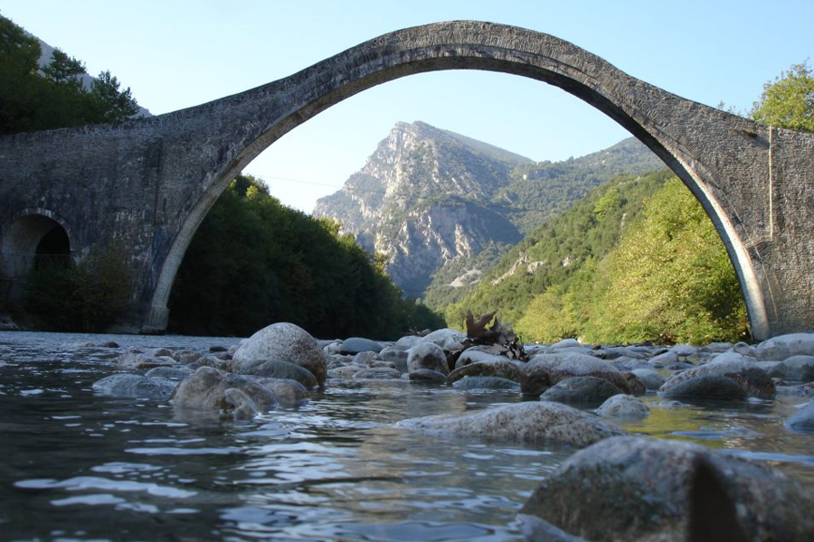 Άλλα Γεφύρια των Καλαρρυτών